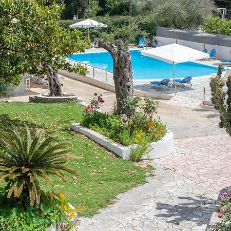Averto Corfu Apartments Дассия Экстерьер фото