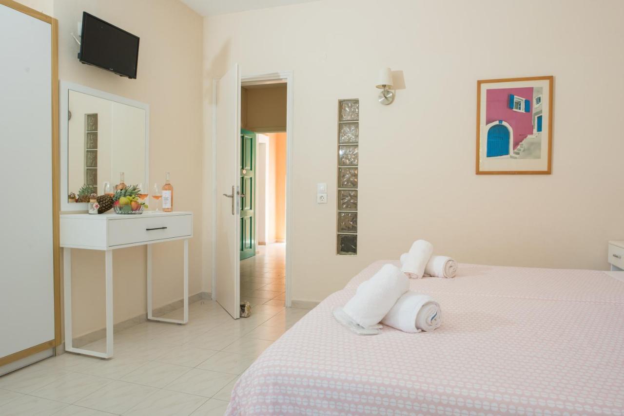 Averto Corfu Apartments Дассия Экстерьер фото