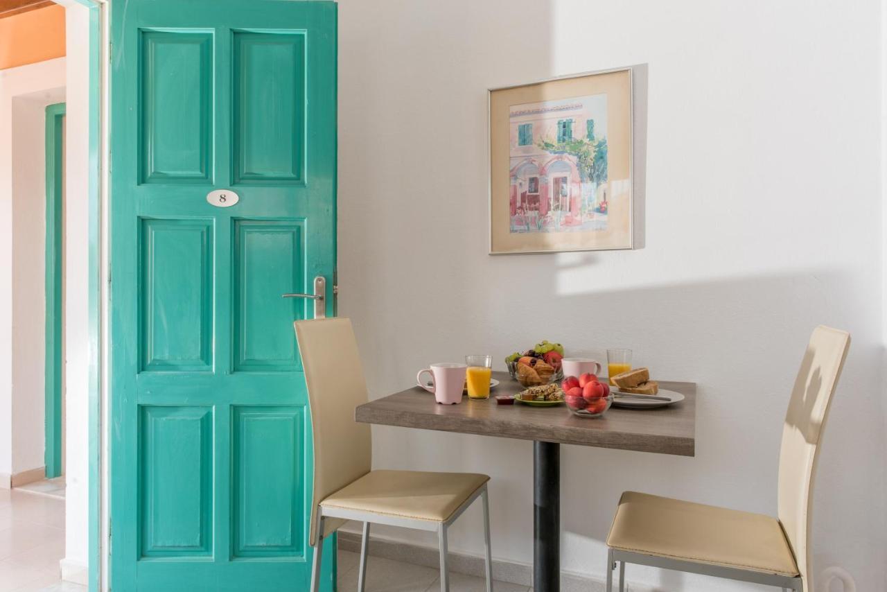 Averto Corfu Apartments Дассия Экстерьер фото