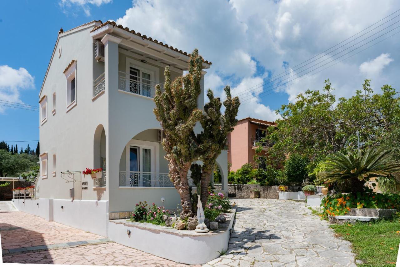 Averto Corfu Apartments Дассия Экстерьер фото