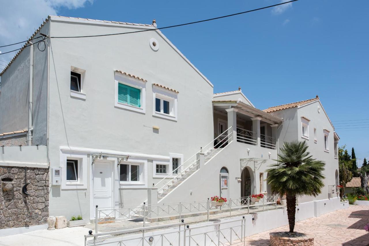Averto Corfu Apartments Дассия Экстерьер фото