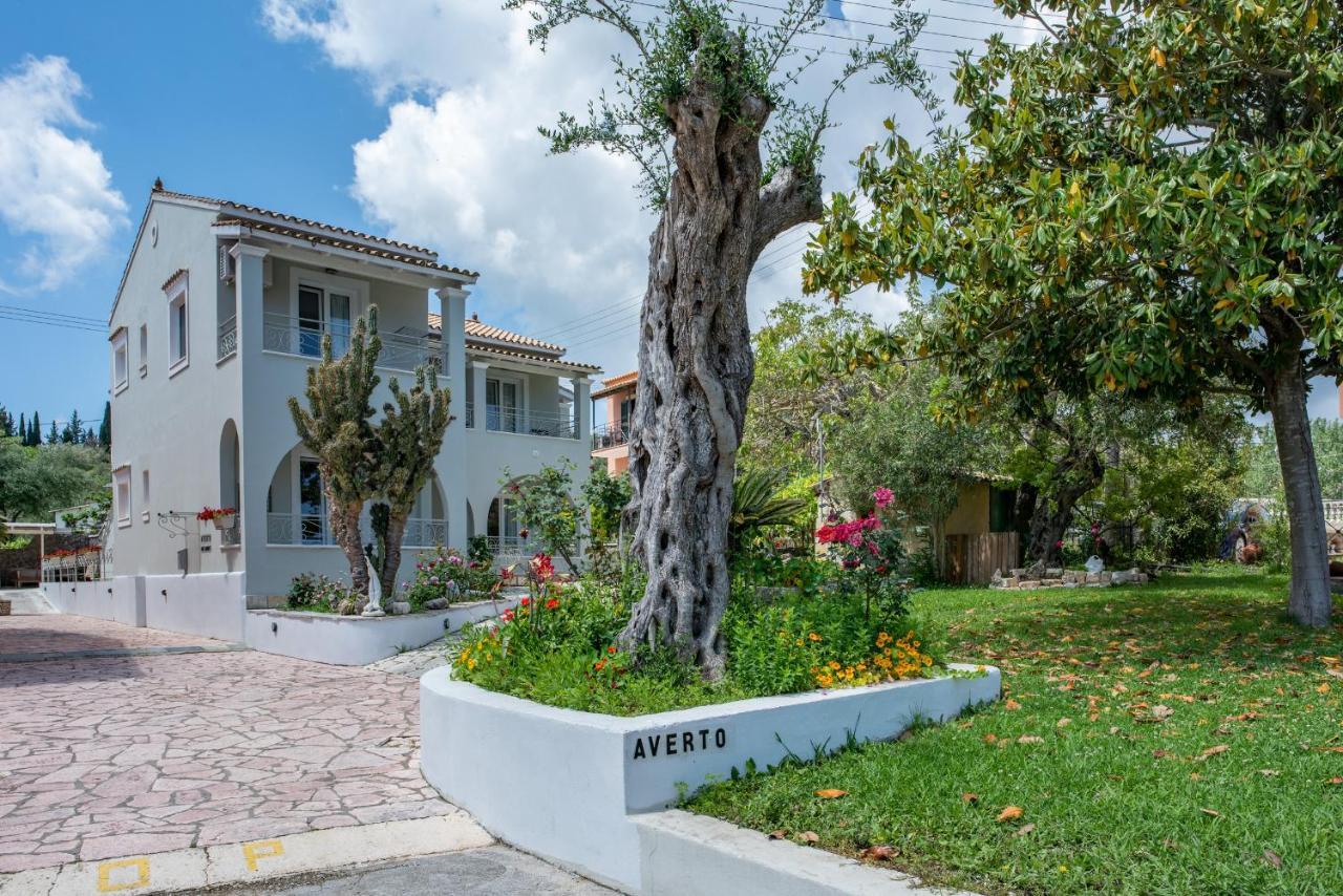 Averto Corfu Apartments Дассия Экстерьер фото
